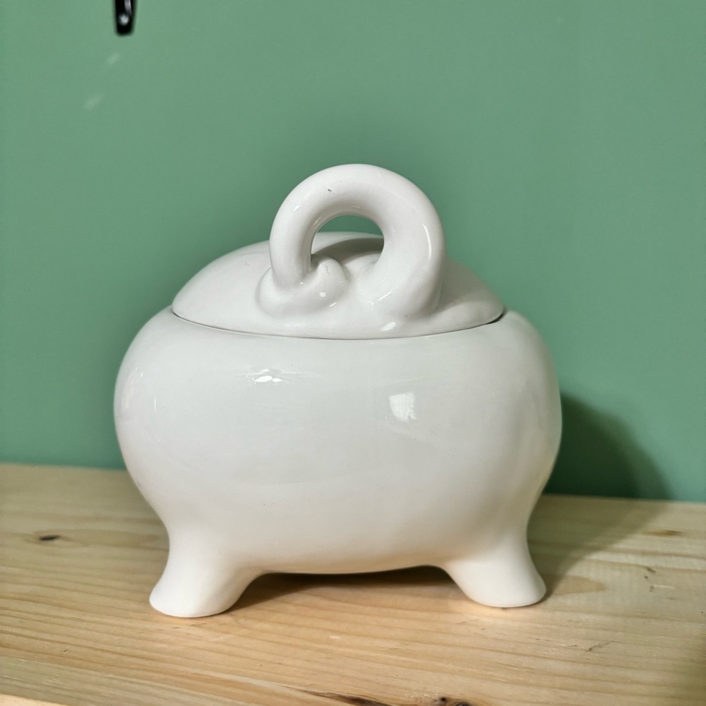 NEW Rae Dunn Little Piggy Pig Canister Country Kitchen Decor White Pig - Picture 5 of 7